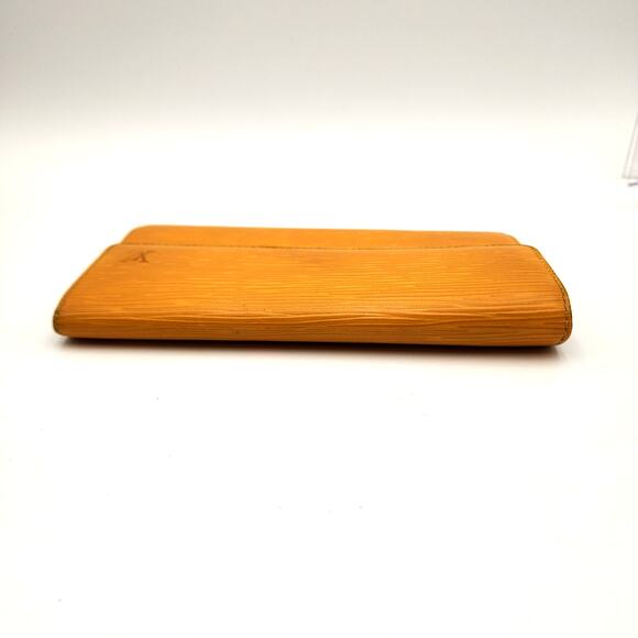 LOUIS VUITTON TASSIL YELLOW EPI LEATHER BRAZZA WALLET - Picture 14 of 14